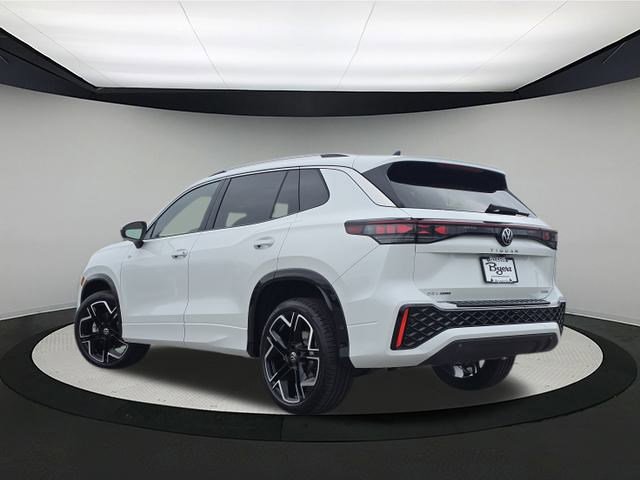 2026 Volkswagen Tiguan SEL R-Line photo 2