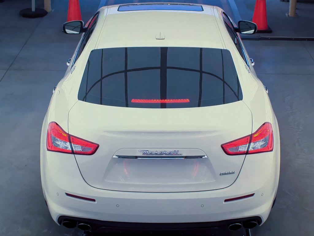 2019 Maserati Ghibli photo 4