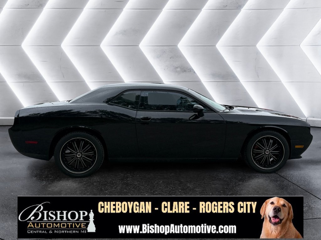 2014 Dodge Challenger SXT photo 8