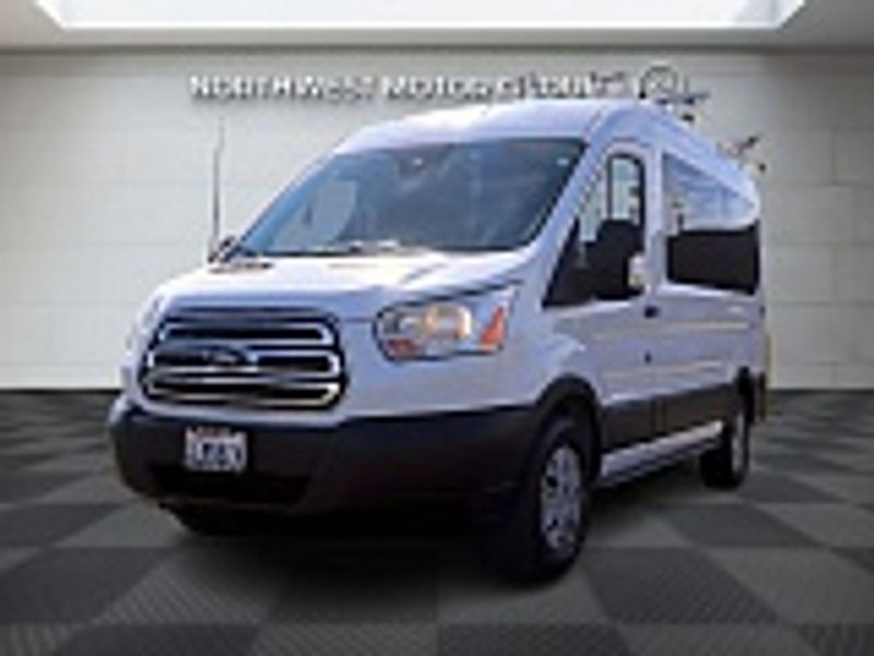 2016 Ford Transit XLT photo 3