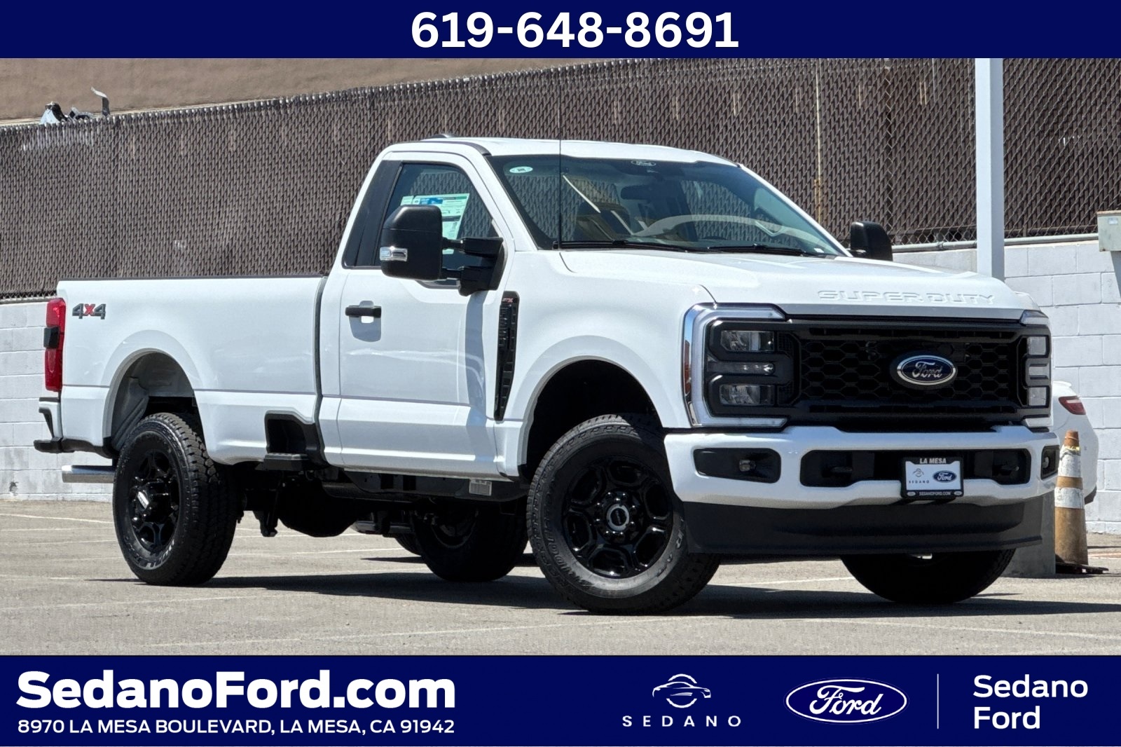 2025 Ford F-350 Super Duty XL's photo