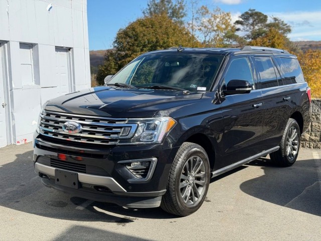 2019 Ford Expedition Limited's photo