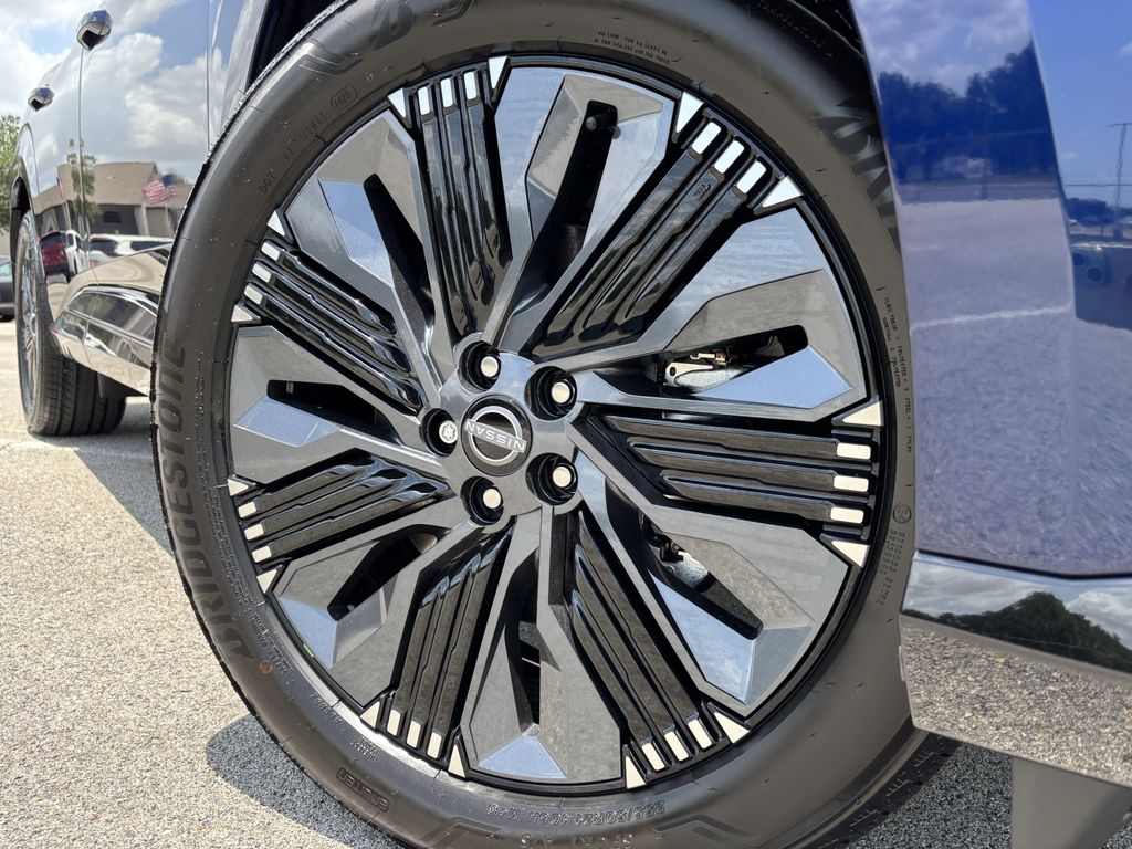 2025 Nissan Murano Platinum photo 4
