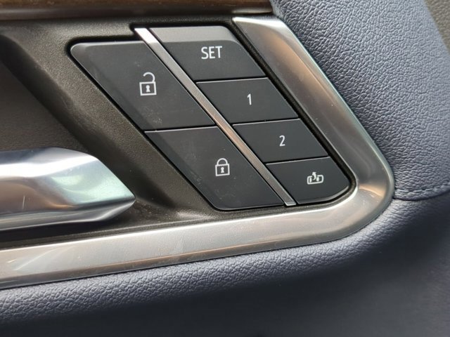 2024 Chevrolet Silverado 1500 High Country photo 12