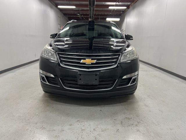 2016 Chevrolet Traverse 2LT photo 2