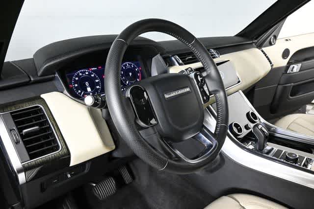 2019 Land Rover Range Rover Sport HSE photo 2