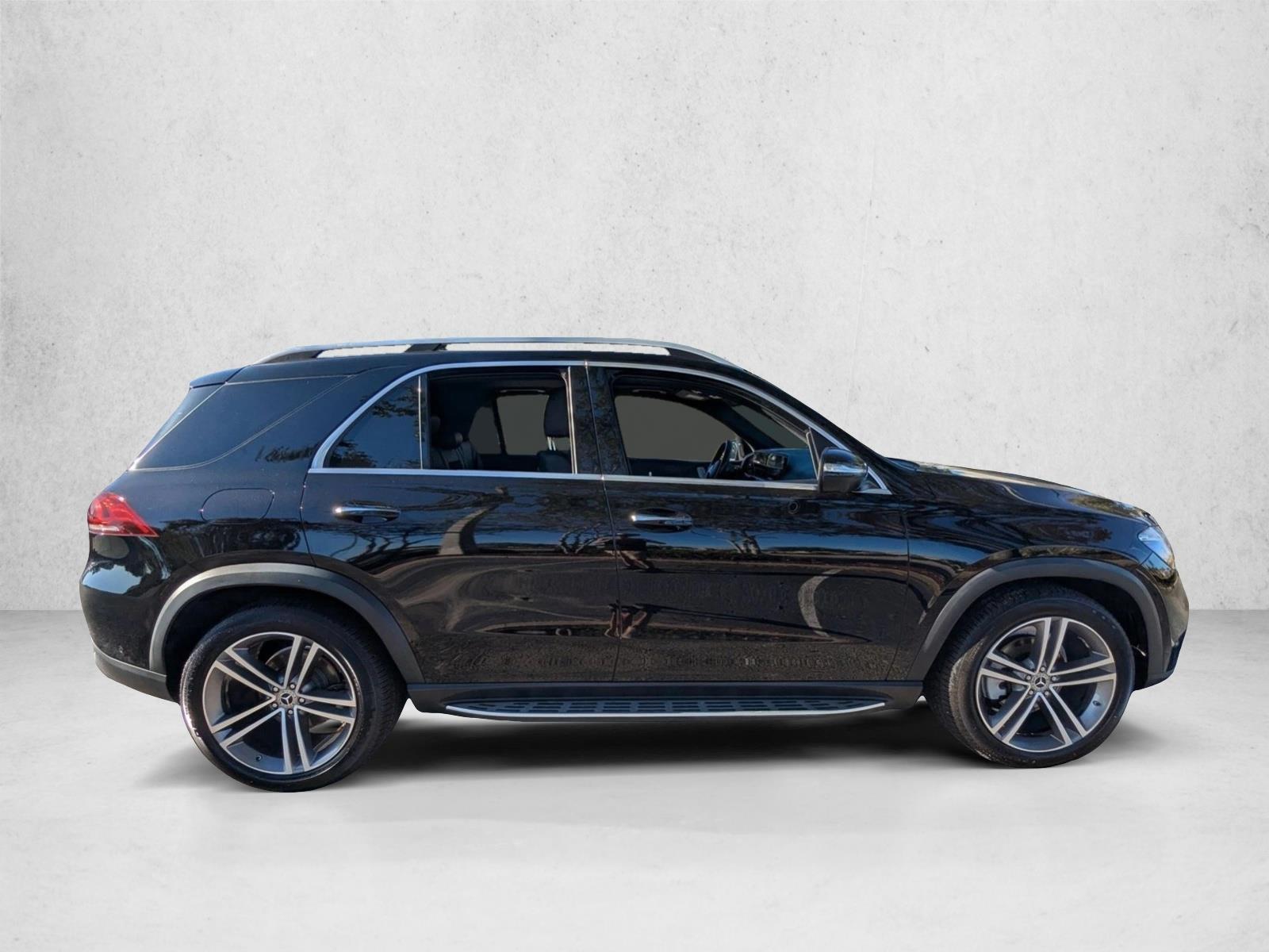 2021 Mercedes Benz GLE 350 4MATIC photo 3