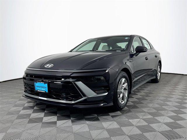 2026 Hyundai Sonata SE's photo