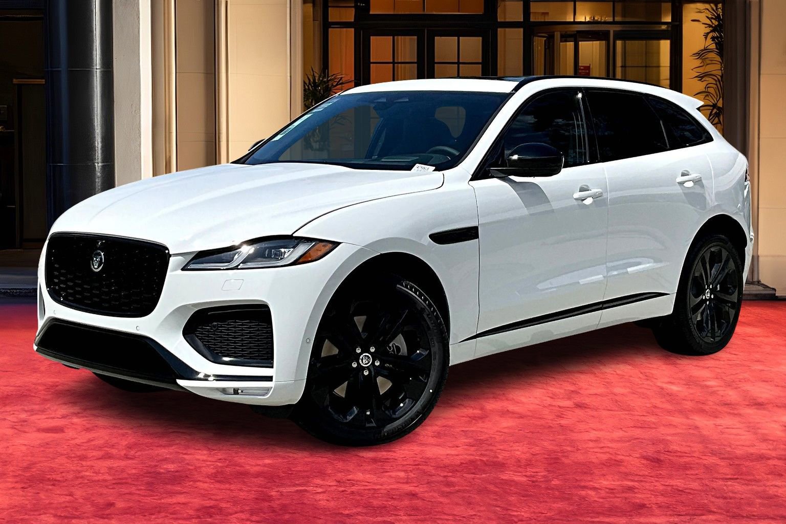 2026 Jaguar F-Pace R-Dynamic S's photo