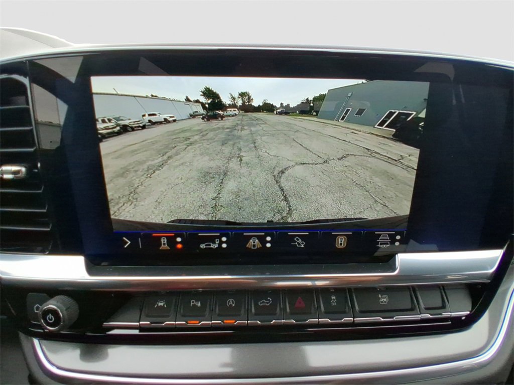 2025 Chevrolet Silverado 1500 High Country photo 16