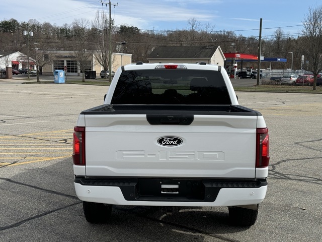 2024 Ford F-150 XLT photo 6