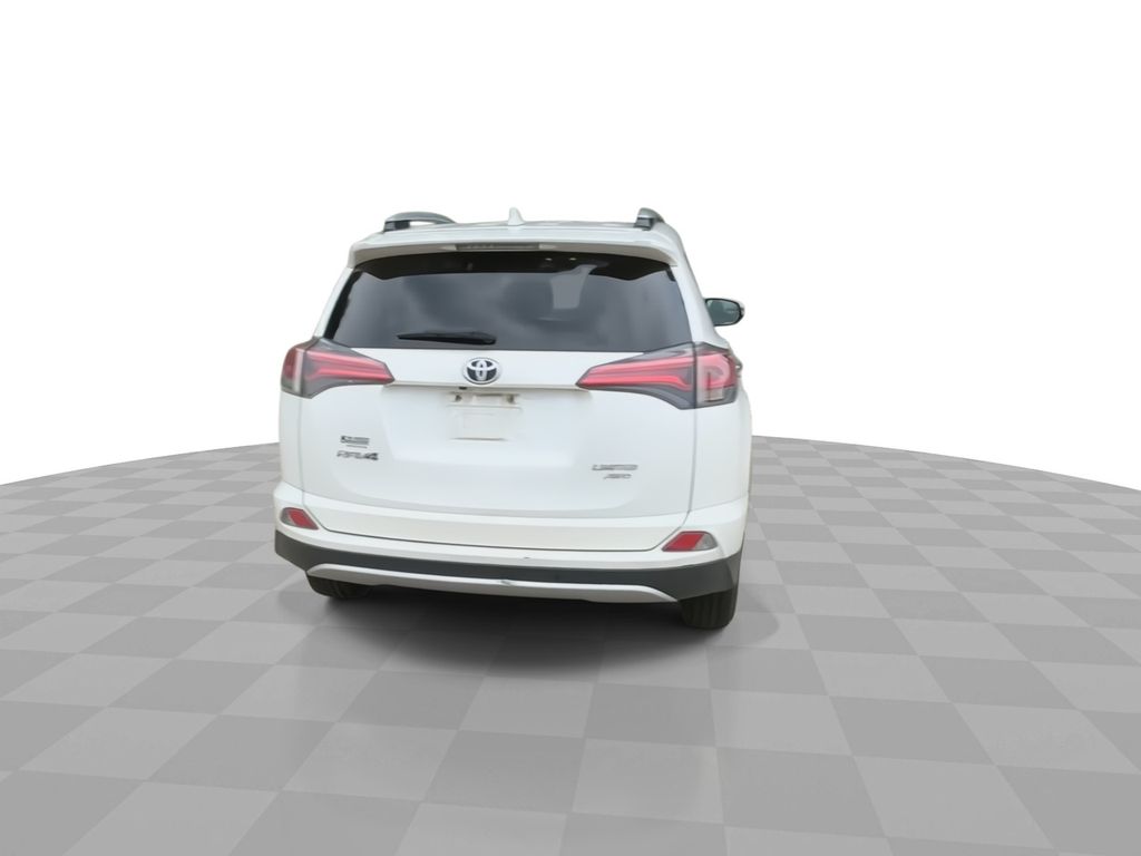 2016 Toyota RAV4 Limited photo 7