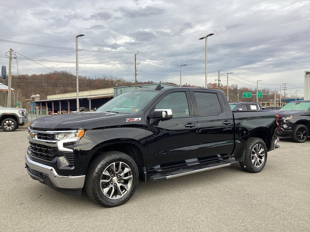 2022 Chevrolet Silverado 1500 LT's photo