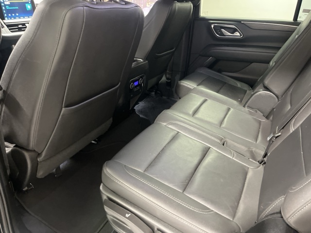 2023 Chevrolet Suburban LT photo 29