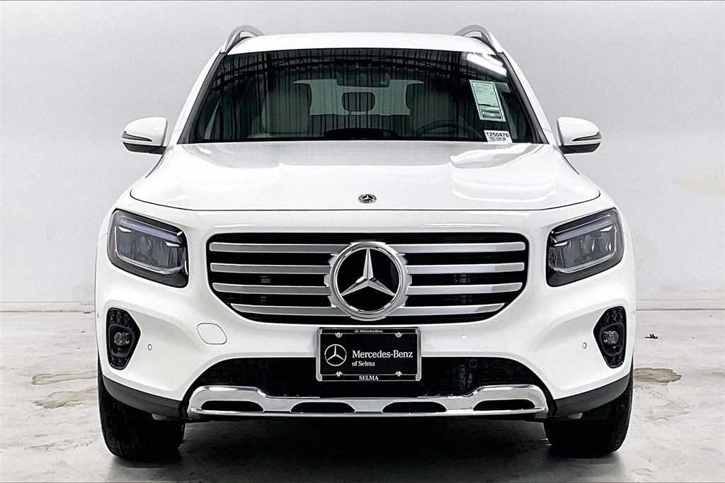 2025 Mercedes Benz GLB 250 4MATIC photo 3