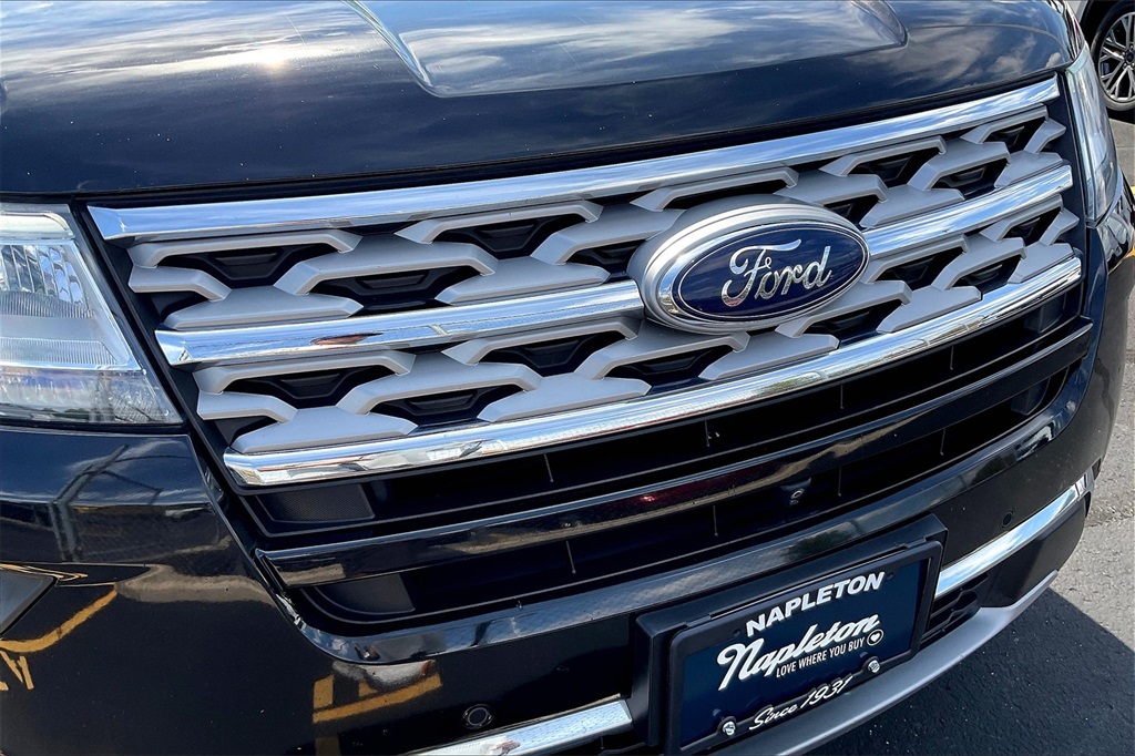 2019 Ford Explorer Limited photo 30