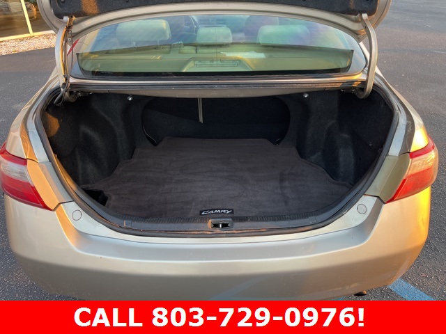 2007 Toyota Camry LE photo 28