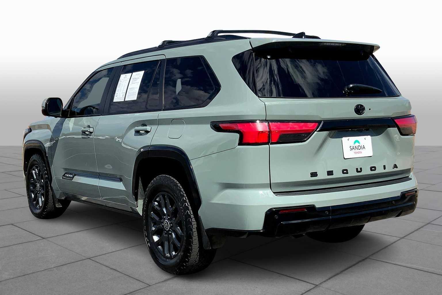 2024 Toyota Sequoia Platinum photo 10