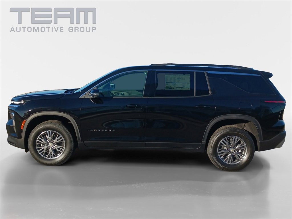 2026 Chevrolet Traverse photo 3