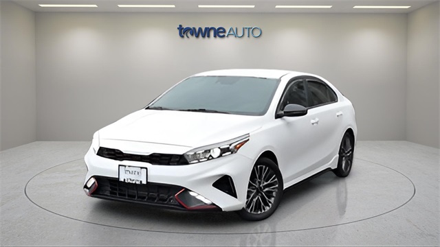 2022 Kia FORTE GT-Line