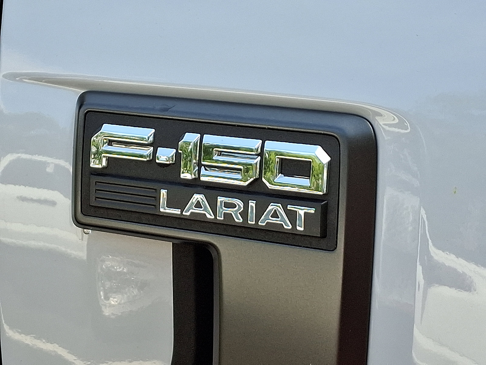 2022 Ford F-150 Lariat photo 4