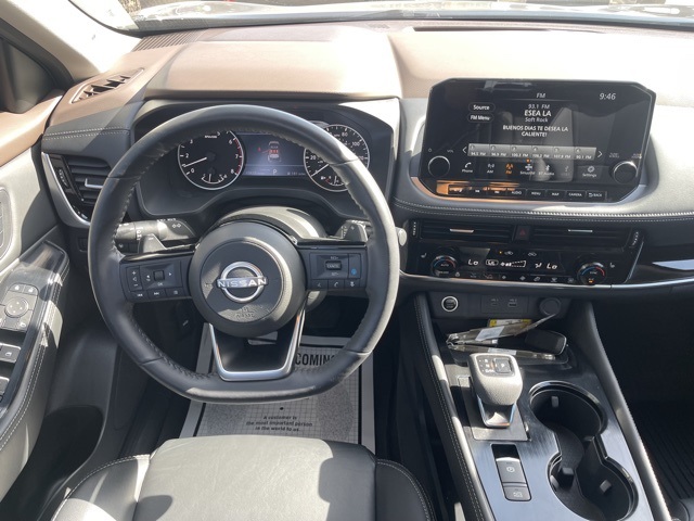 2023 Nissan Rogue SL photo 14