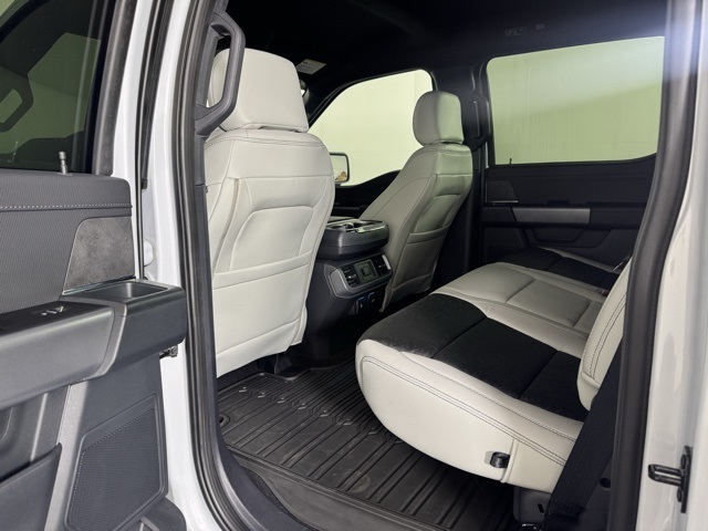 2025 Ford F-150 XLT photo 11