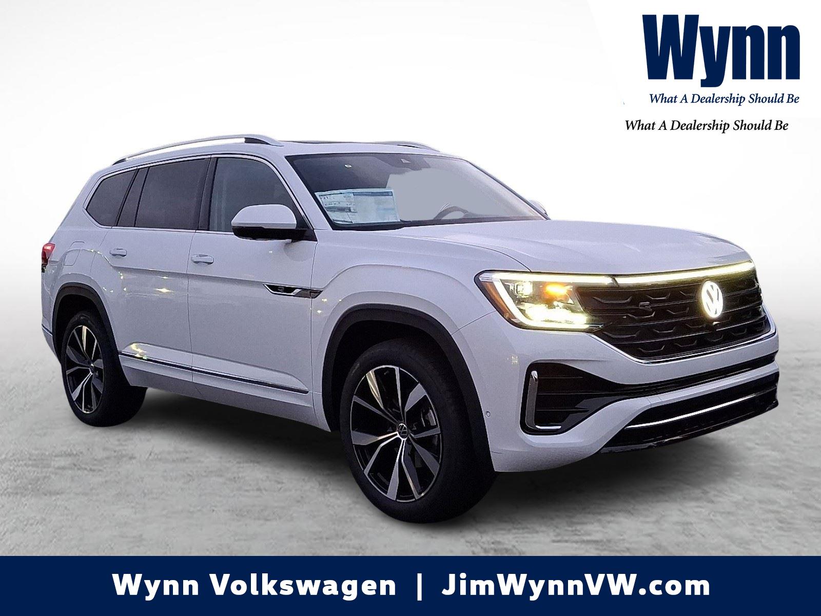 2026 Volkswagen Atlas SEL Premium R-Line's photo