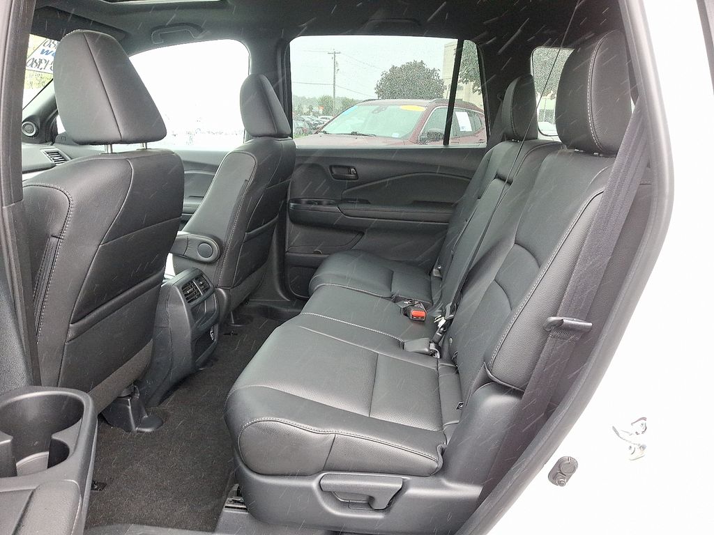 2023 Honda Passport EX-L photo 10