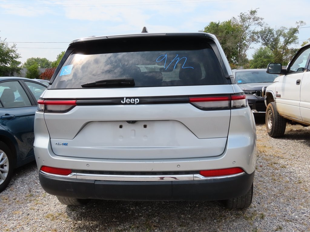 2023 Jeep Cherokee 4xe photo 8