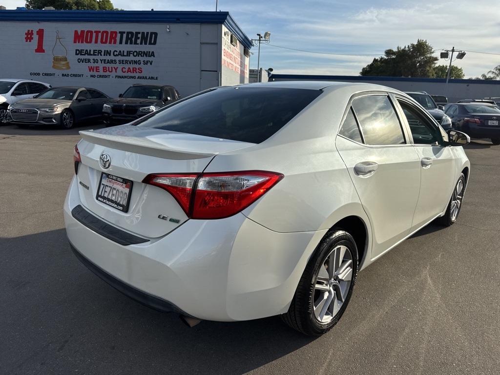 2014 Toyota Corolla LE Eco photo 4