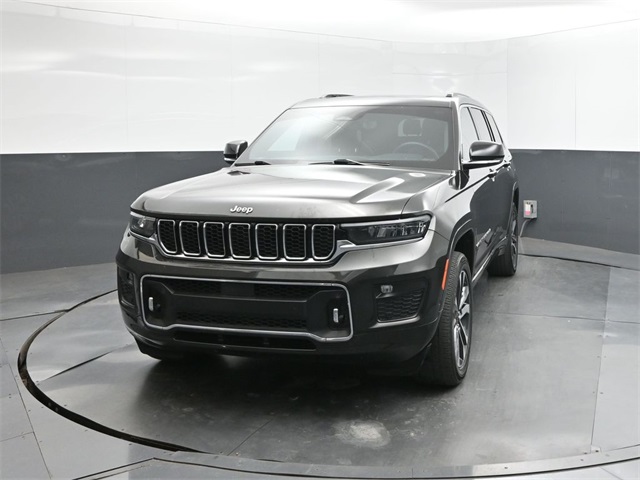 2022 Jeep Grand Cherokee Overland photo 30
