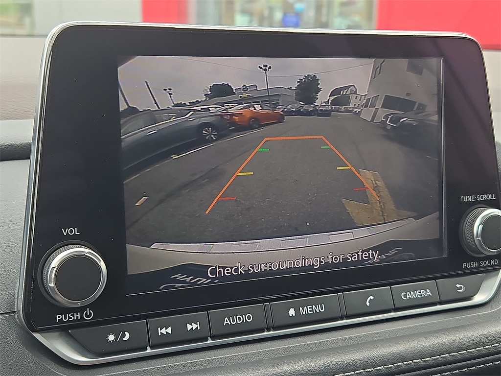 2022 Nissan Rogue SV photo 25