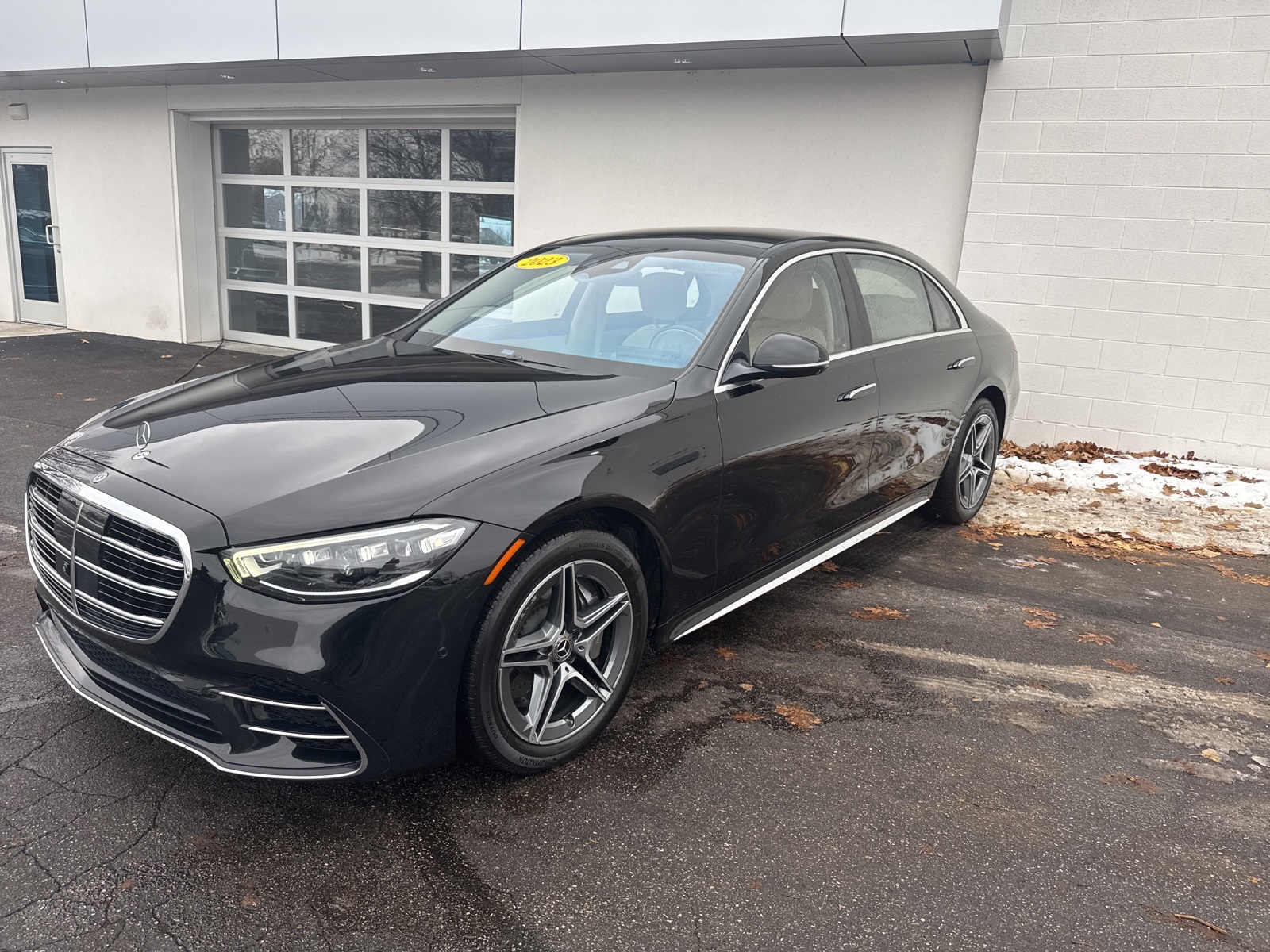 2023 Mercedes-Benz S-Class S 580's photo