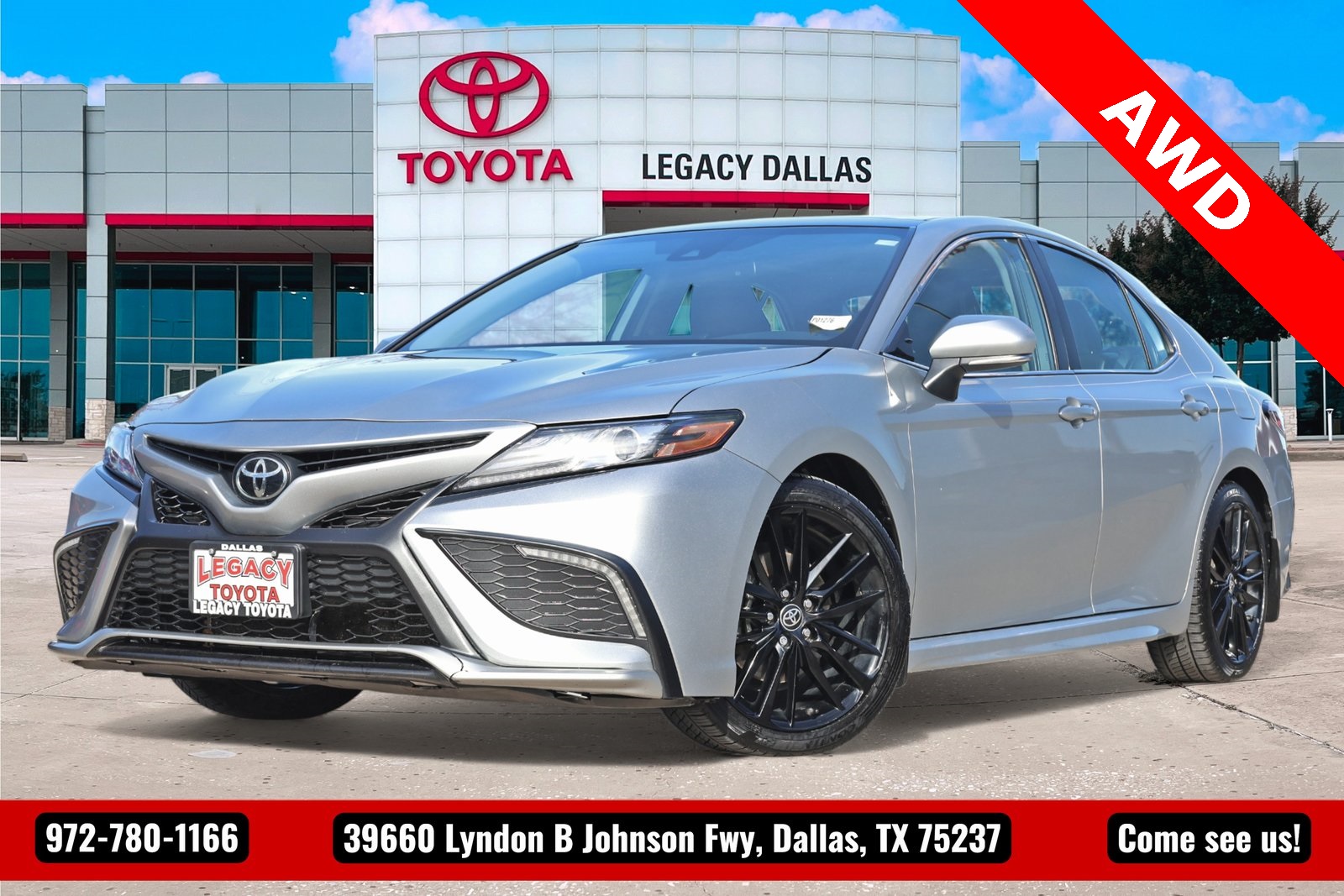 2023 Toyota Camry XSE's photo