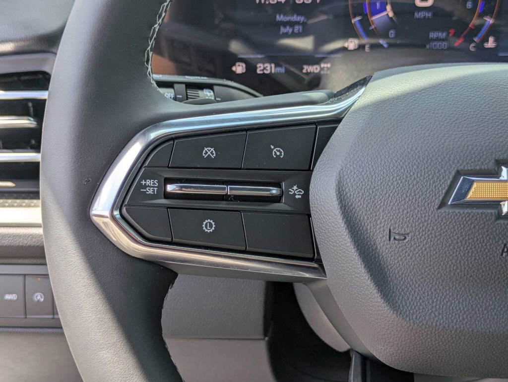 2025 Chevrolet Traverse photo 10