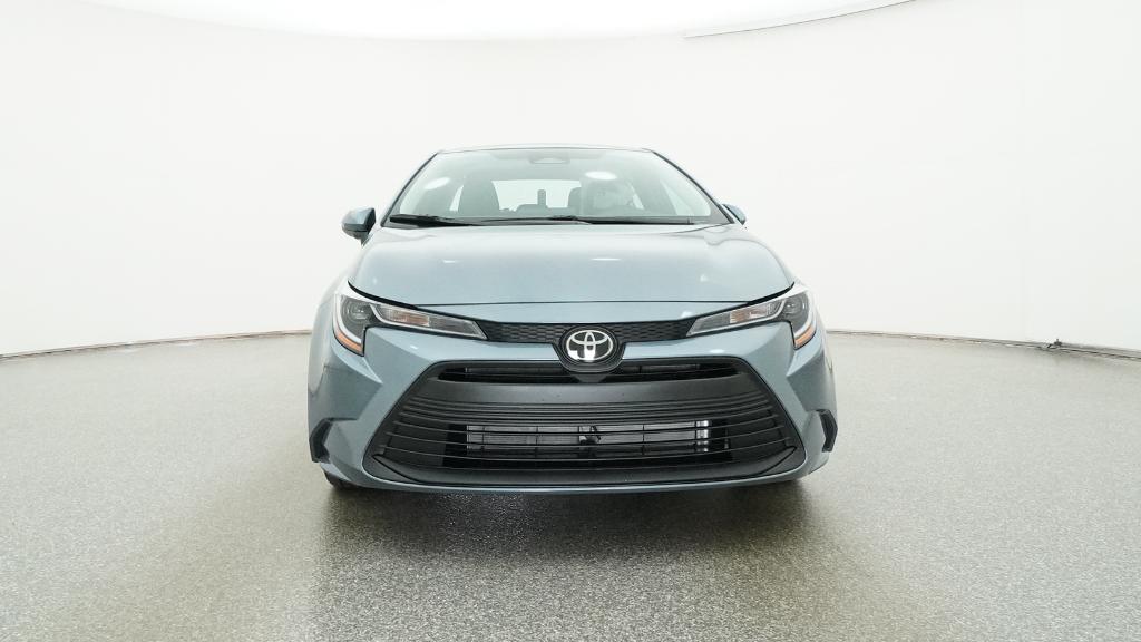 2026 Toyota Corolla LE photo 3