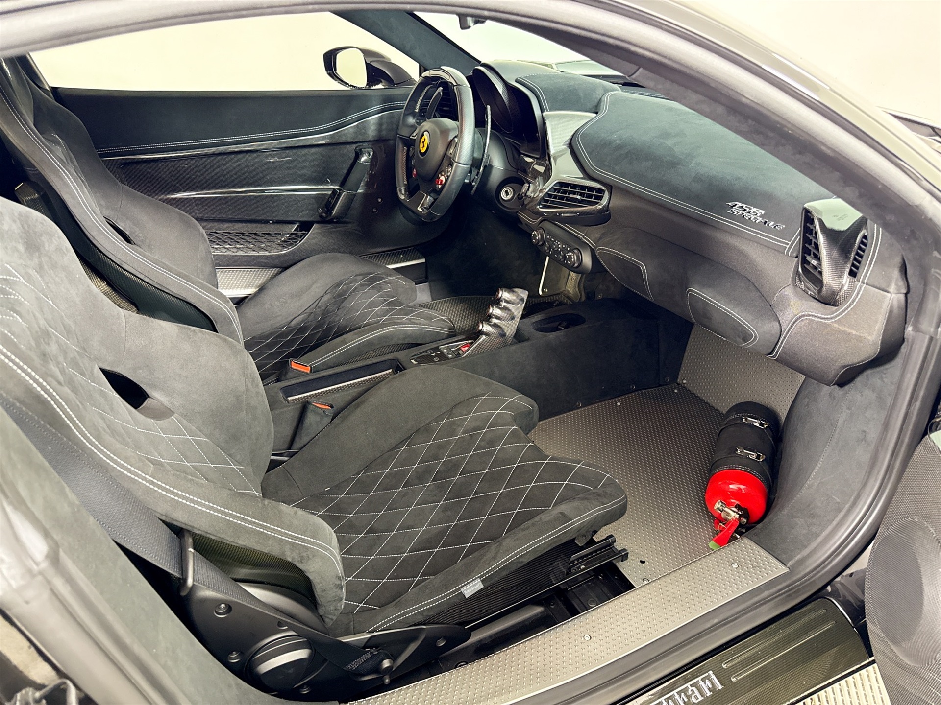 2015 Ferrari 458 Italia Speciale photo 18