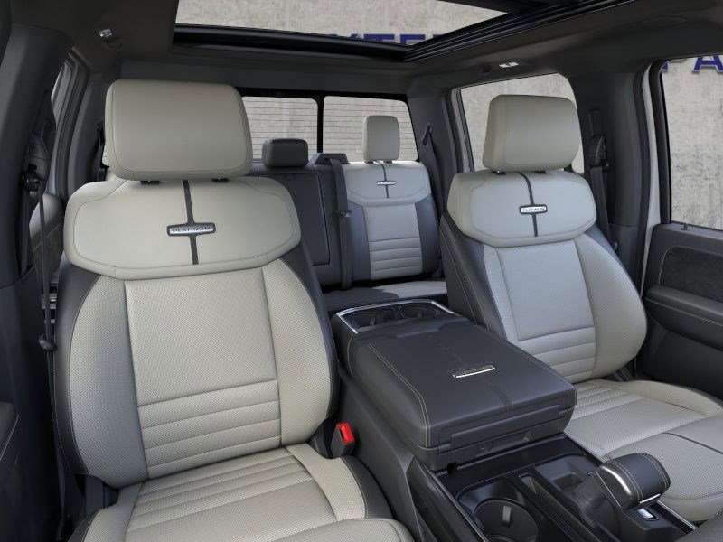 2025 Ford F-150 Lightning Platinum photo 2