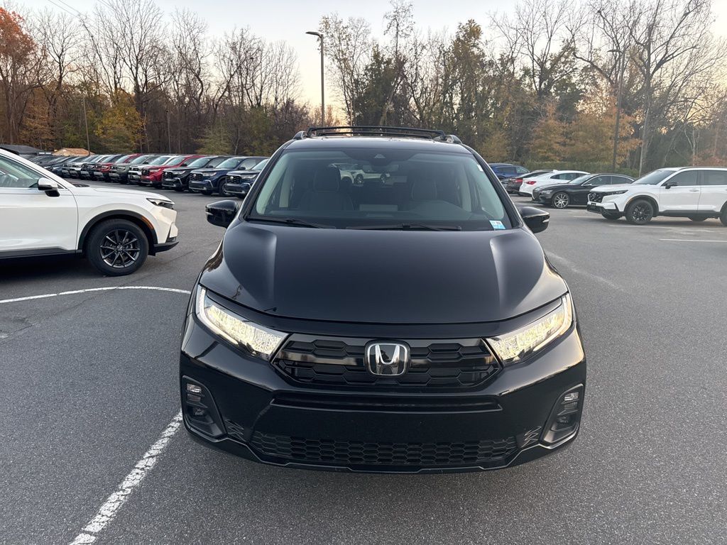 2026 Honda Odyssey Touring photo 2