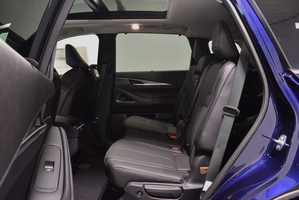 2026 Infiniti QX60 Luxe AWD photo 28