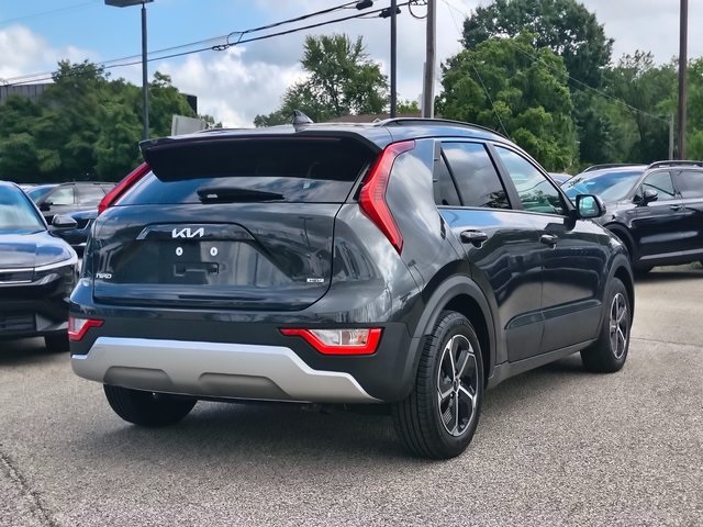 2024 Kia Niro LX photo 4