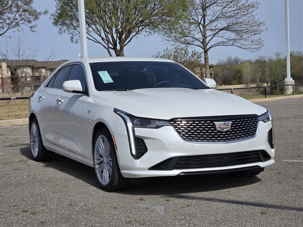 2025 Cadillac CT4 Premium Luxury photo 3