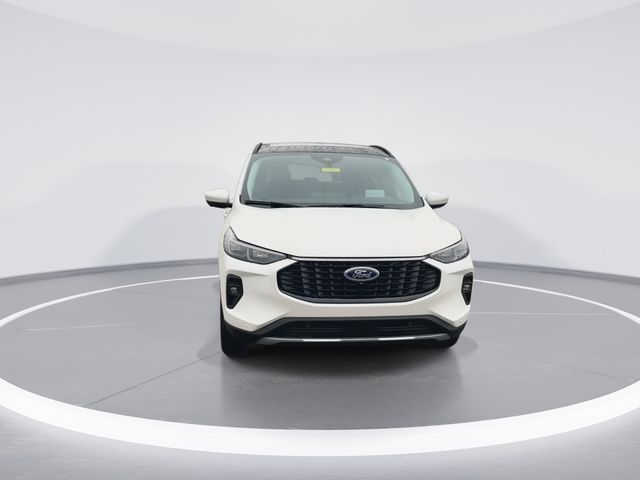 2026 Ford Escape Platinum photo 3
