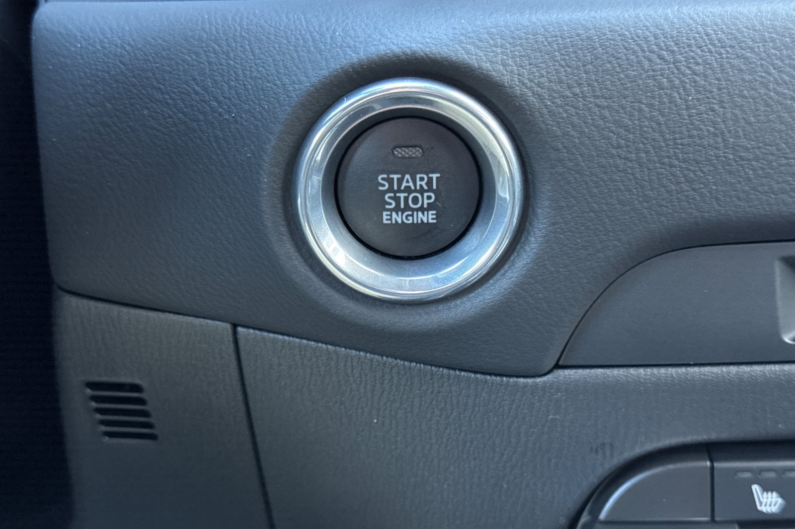 2025 Mazda CX-5 2.5 Select photo 23