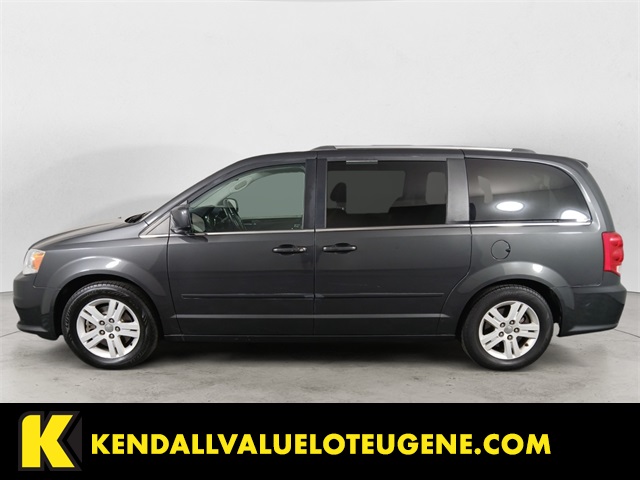 2012 Dodge Grand Caravan Crew photo 2