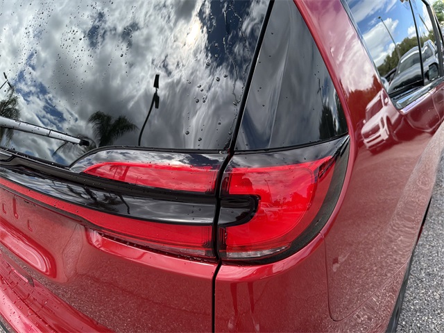 2026 Chrysler Pacifica Limited photo 4