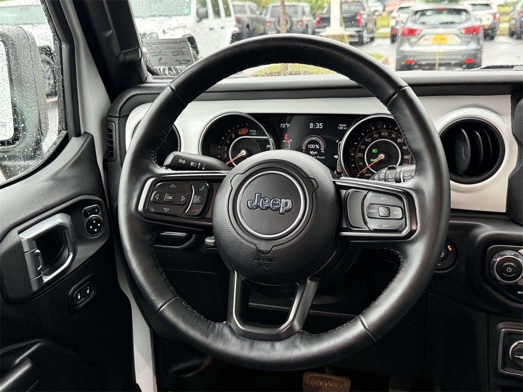2021 Jeep Wrangler Unlimited Islander photo 18