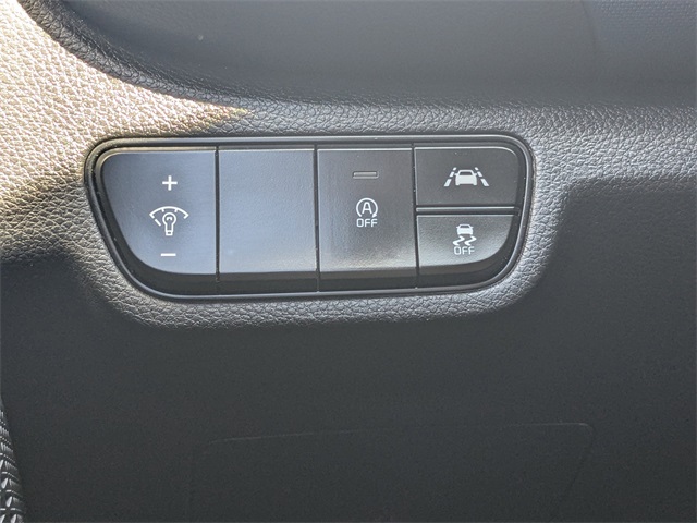 2021 Kia Seltos S photo 21
