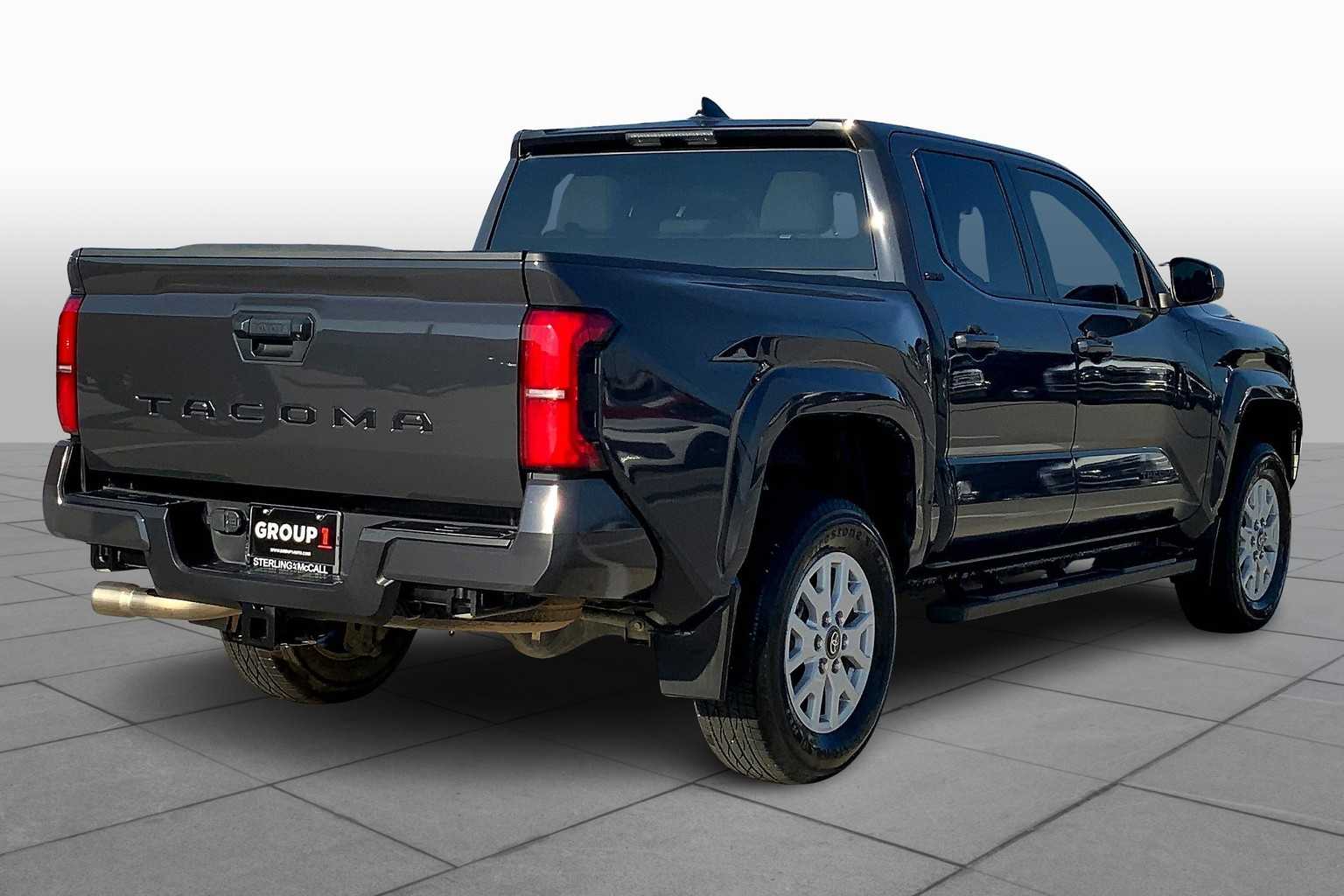 2024 Toyota Tacoma SR5 photo 12